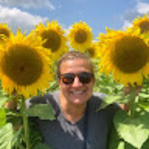 Meet your Posher, Andrea